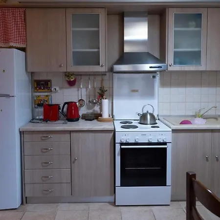 Fyllenia Country Home, Aridaia, Pozar Baths * Chrisi