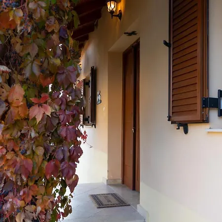 Fyllenia Country Home, Aridaia, Pozar Baths * Chrisi