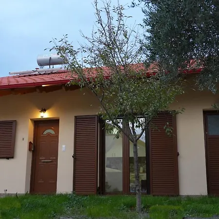 Fyllenia Country Home, Aridaia, Pozar Baths بيت للعطل
