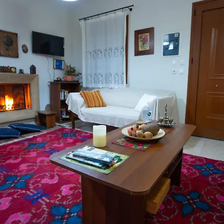 بيت للعطل Fyllenia Country Home, Aridaia, Pozar Baths
