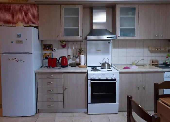 Fyllenia Country Home, Aridaia, Pozar Baths * Chrisi